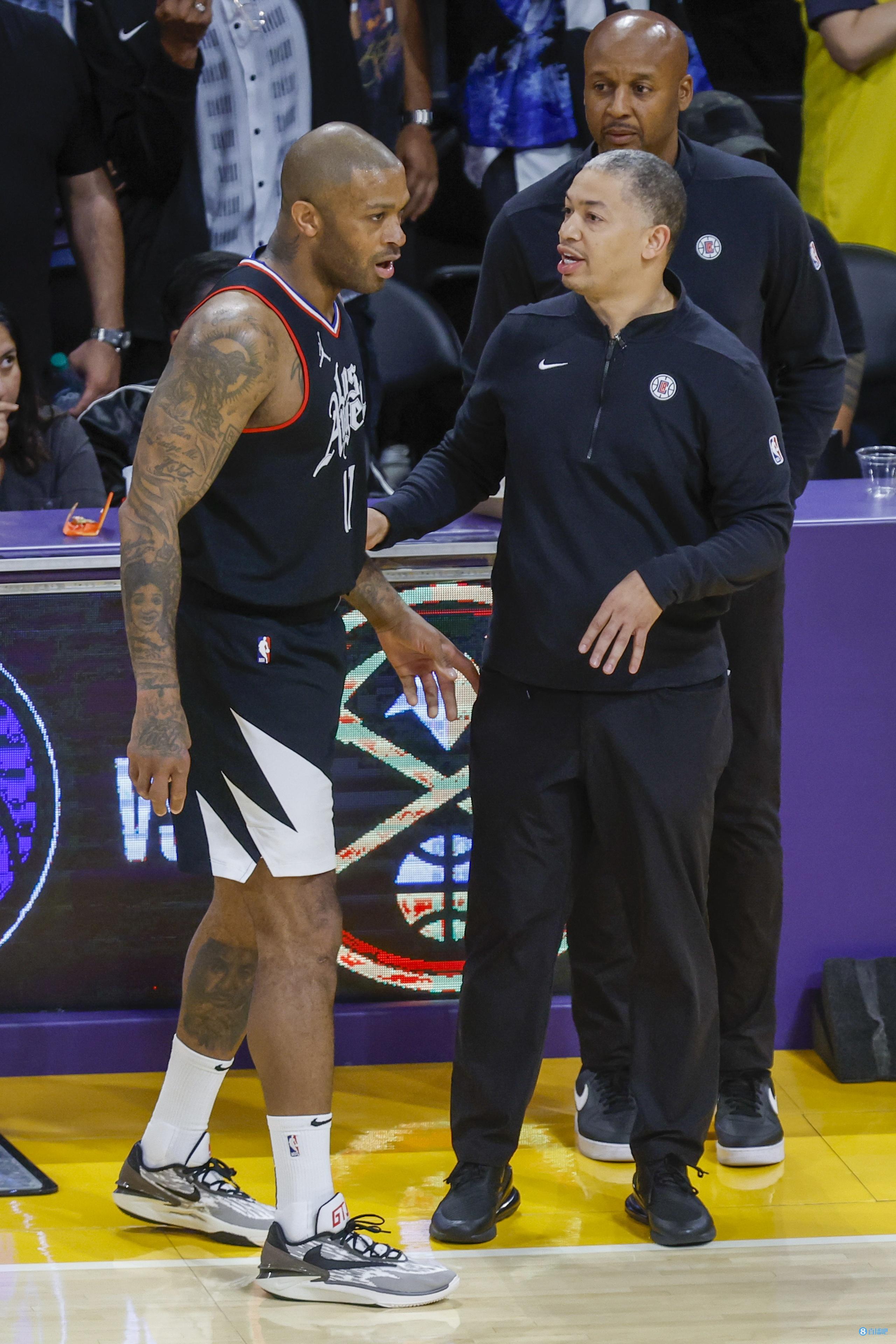 盧：塔克接受了一對一面對錫安的挑戰 他表現得很堅韌