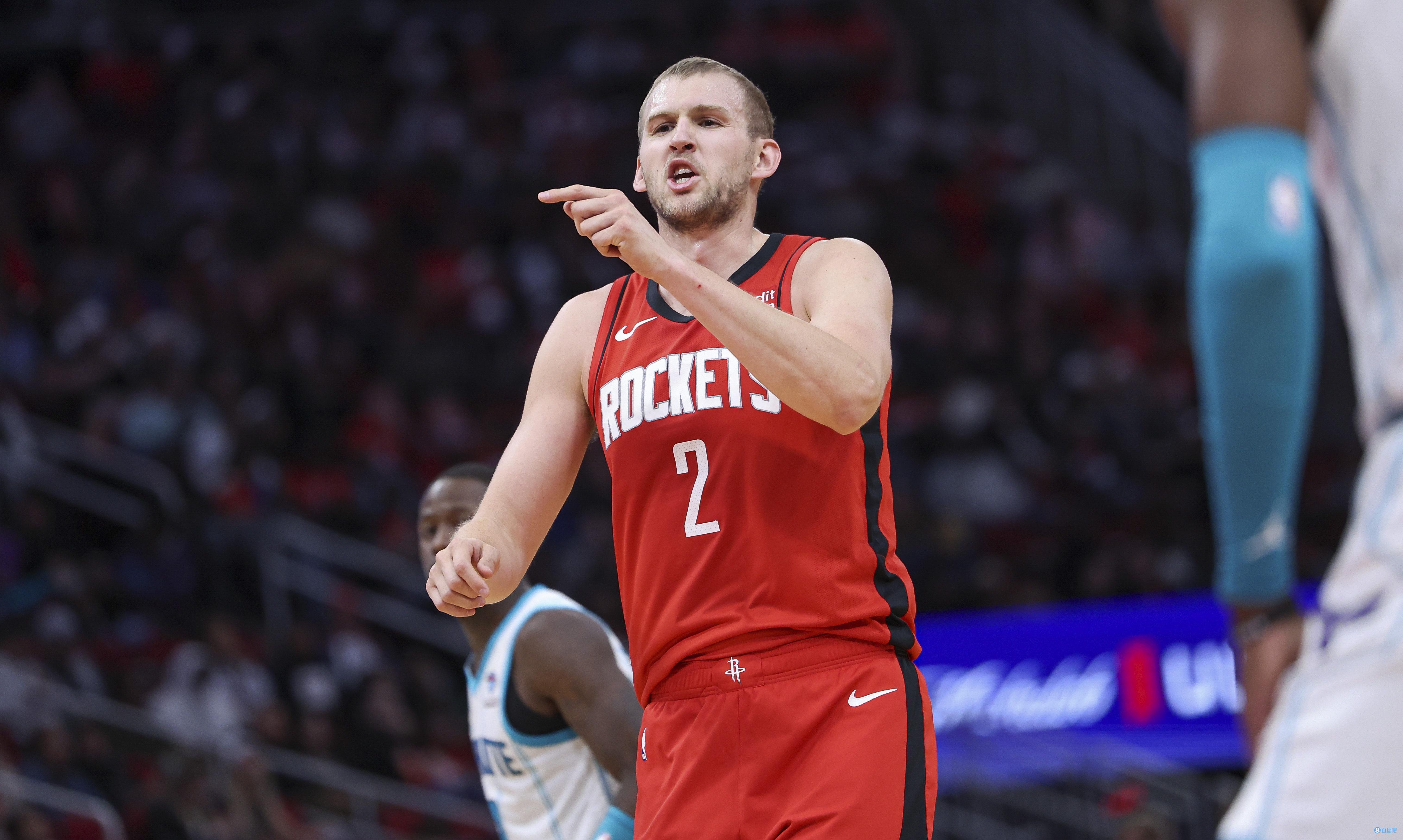 蘭代爾：對手都忌憚杰倫-格林的突破 我跟阿門-湯普森配合很有效