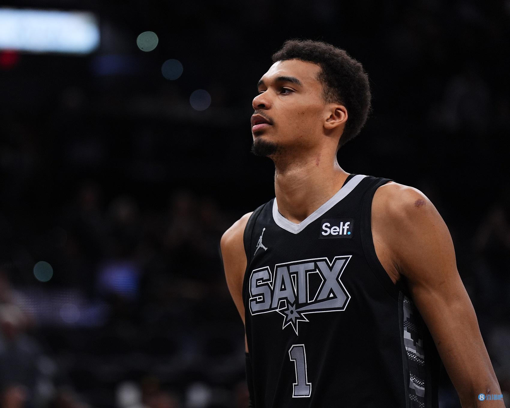 利拉德：文班的競爭力最讓我驚訝 他很快會成為聯盟最好的球員