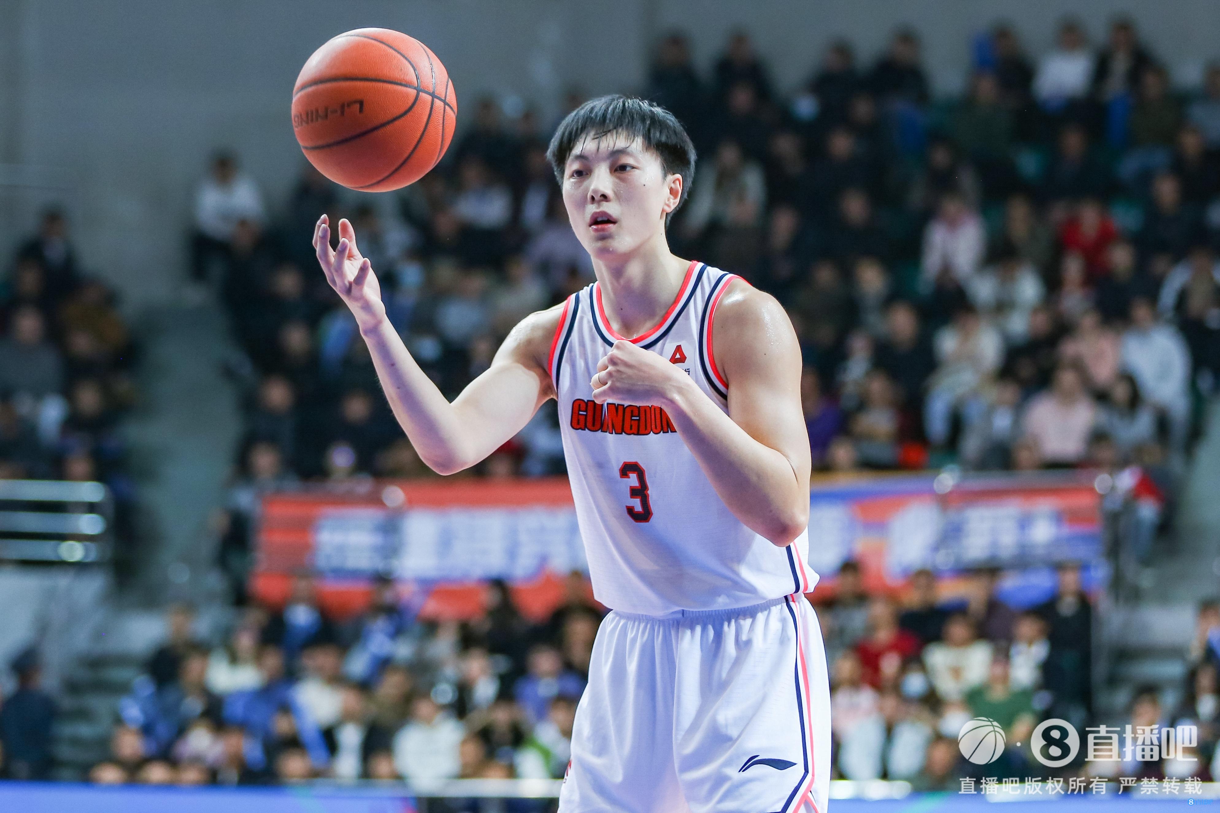 穩定輸出！本賽季4次遼粵大戰 胡明軒場均能夠得到20分3板3助